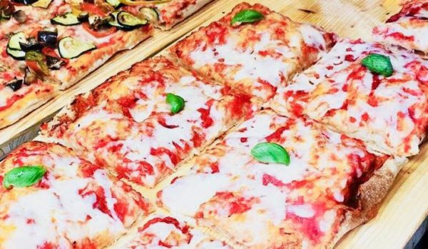 Pizza in teglia